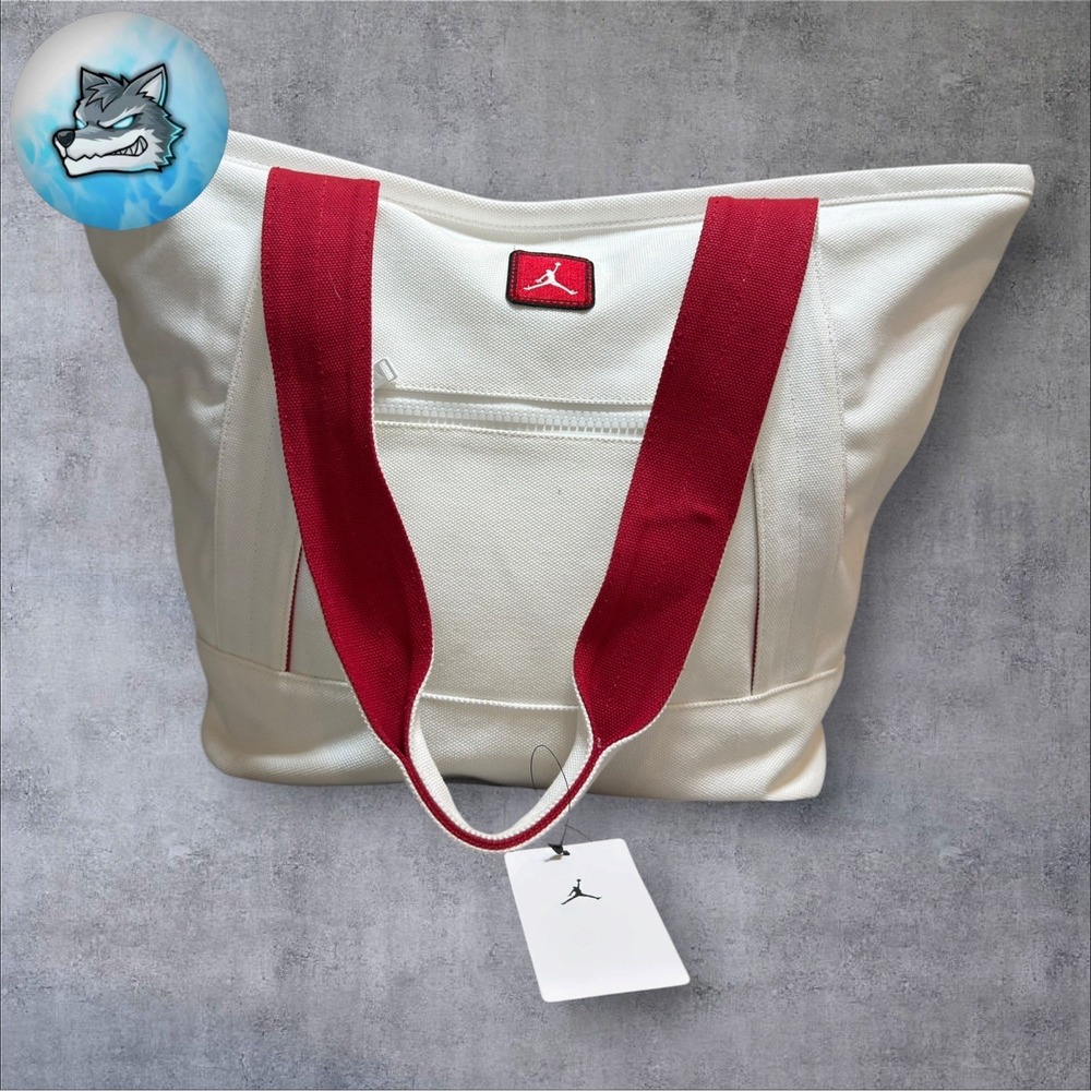 NWT Nike Air Jordan Jumpman Tote Sail Red‎ (38L) IB7650-133